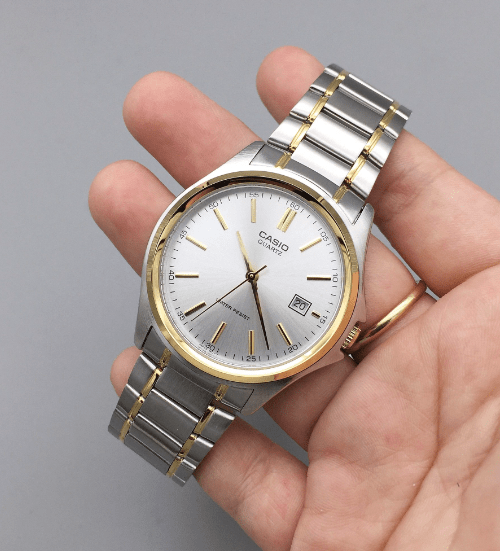 Casio Rilascia Nuovi Eleganti Orologi Con Lunetta In Metallo In Un Altro Paese.1156199.0 Casio Rilascia Nuovi Eleganti Orologi Con Lunetta In Metallo In Un Altro Paese.1156199.0