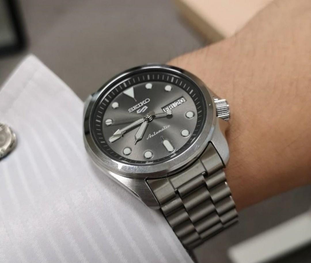 Montre automatique pour hommes Seiko 5 SRPE-51 
